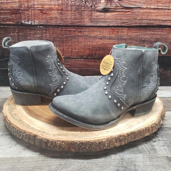 NWT Corral Womens Size 6.5 M Embroidered Studded Western Ankle Boots Gray Bootie - Picture 1 of 11